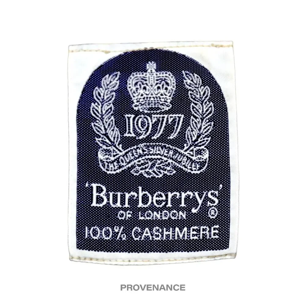 🔴 Burberry Scarf - Silver Jubilee Nova Check Cashmere